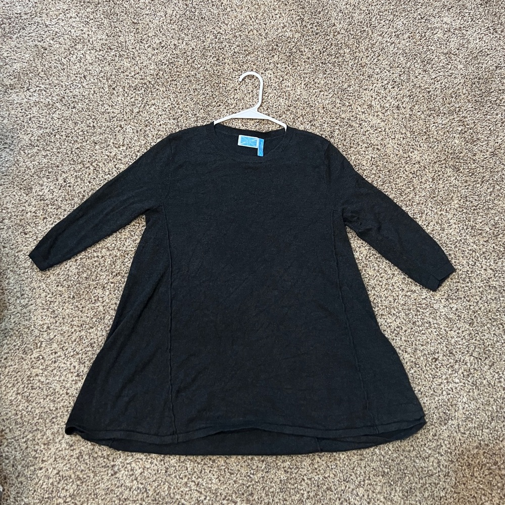 Charcoal Gray 3/4 Sleeve Knit Tunic